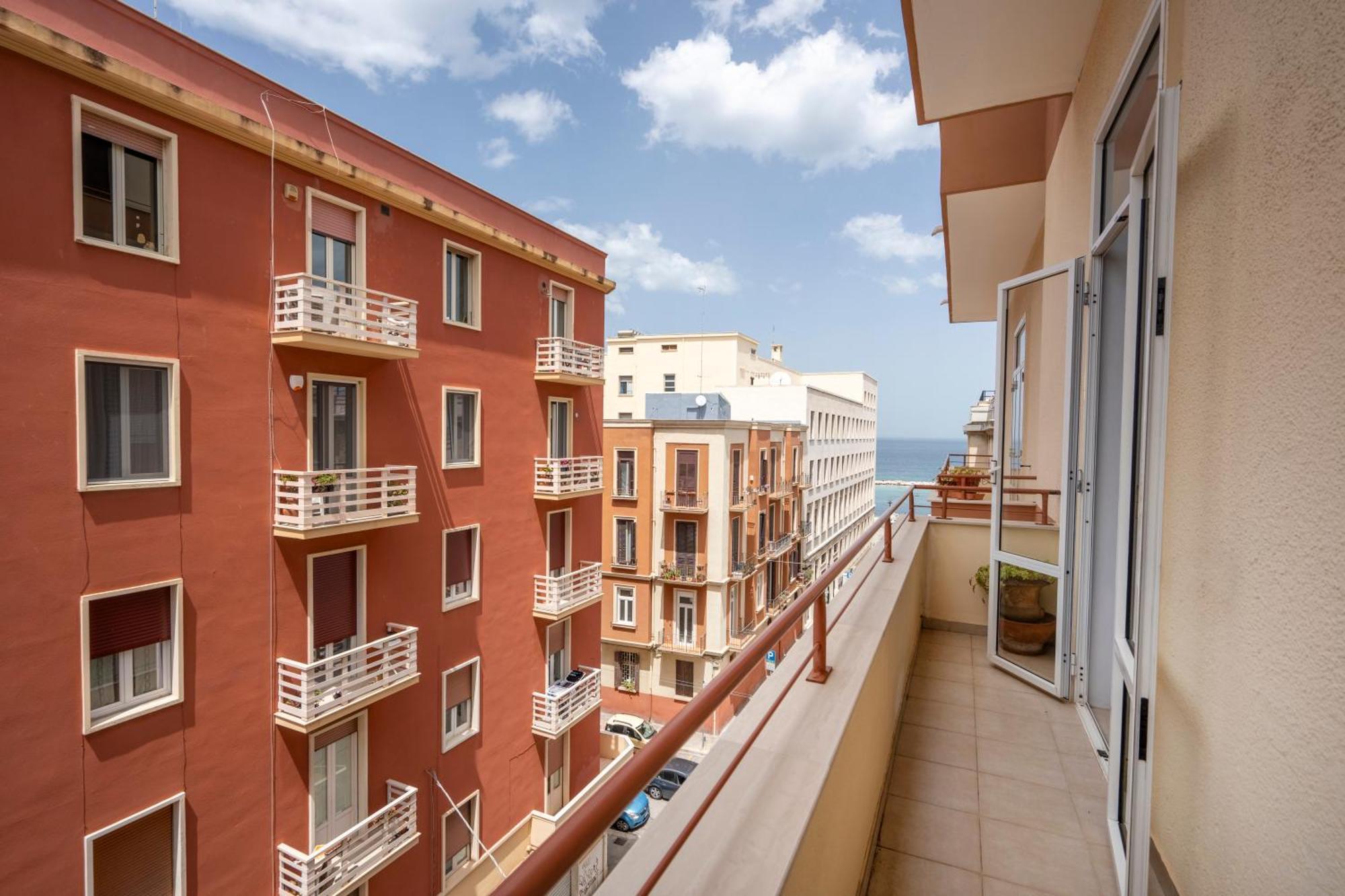 Casa Bonaive, Ampio Trilocale Vista Mare Apartment Bari Exterior foto