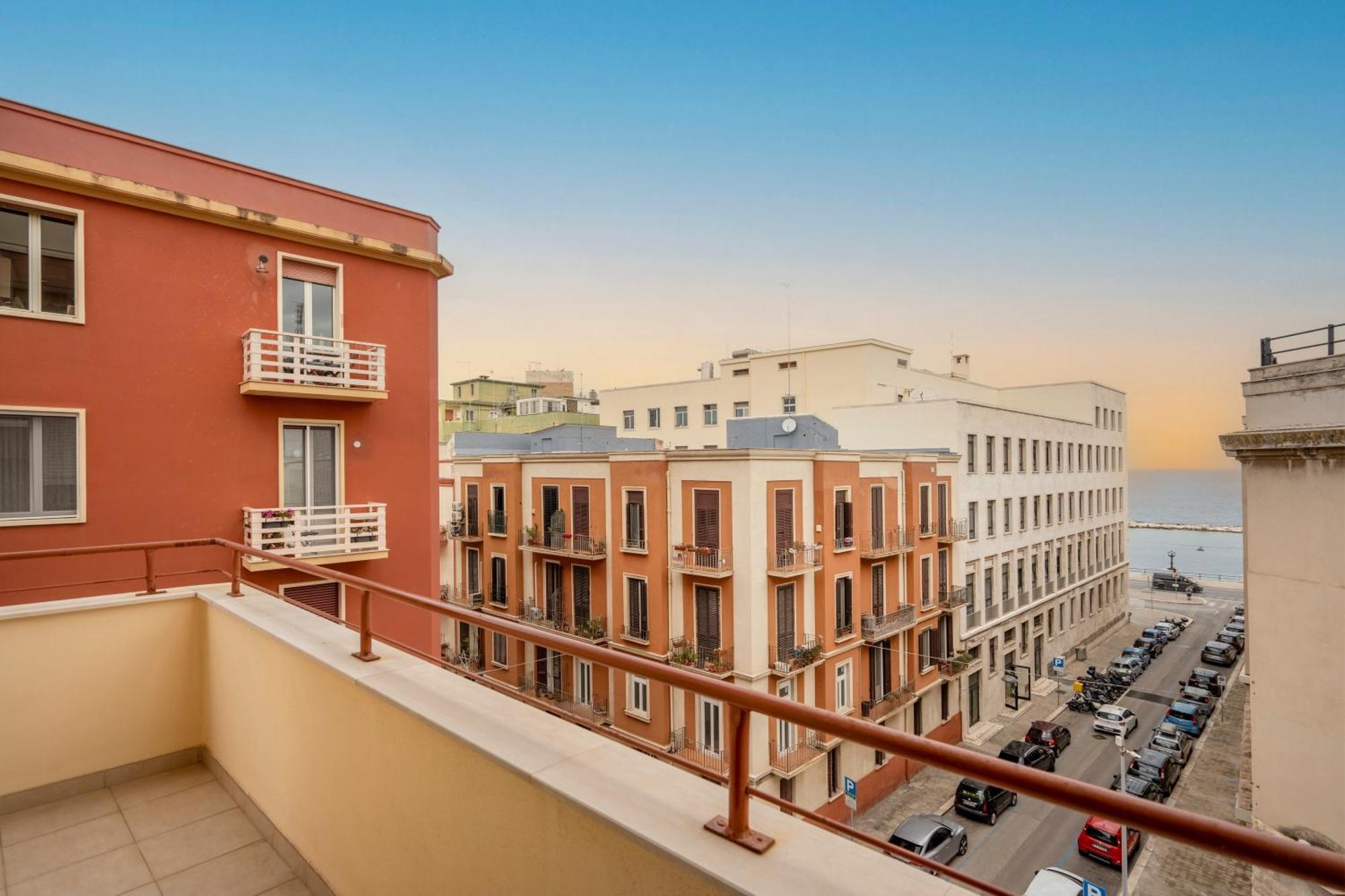 Casa Bonaive, Ampio Trilocale Vista Mare Apartment Bari Exterior foto